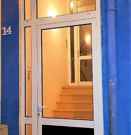 In Δωμάτια σε οικογενειακή κατοικία *